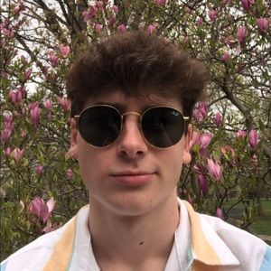 Meet your Posher, Ethan